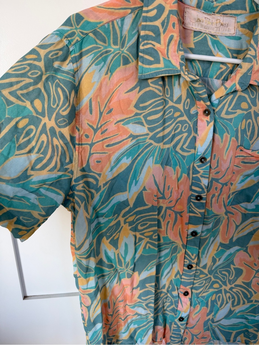 Jen’s Pirate Booty Tropical Button-Up Shirt - Teal & Peach Medium Hawaiian top - Picture 4 of 6